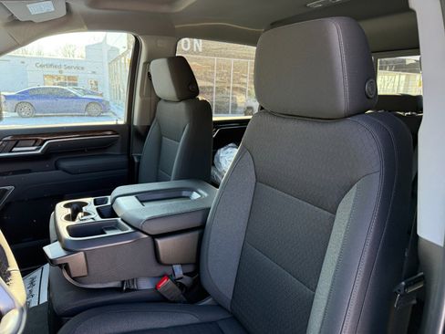 New 2026 GMC Sierra 3500 SLE w/ Preferred Package image 14