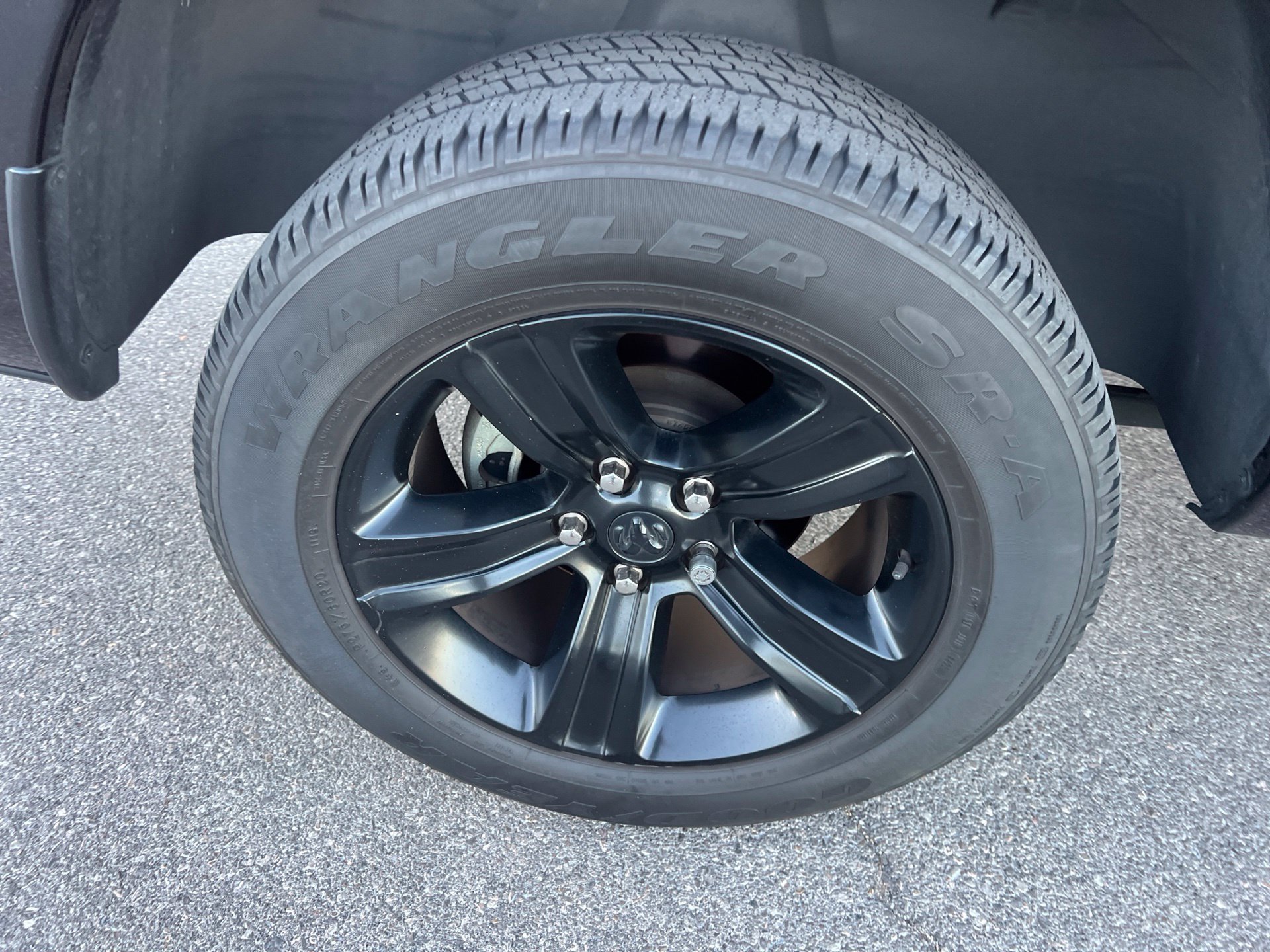 Used 2017 RAM 1500 Sport w/ Quick Order Package 26Q Night AWD/4WD image 14