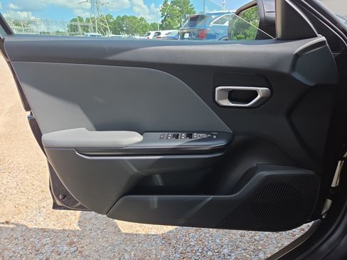 New 2026 Kia K4 FWD image 8