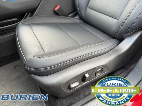 New 2026 Chevrolet Equinox EV LT image 13