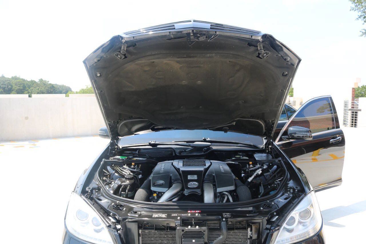 Used 2011 Mercedes-Benz S 63 AMG image 7