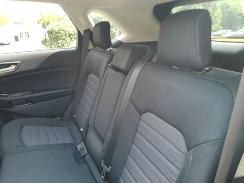 Used 2023 Ford Edge SE w/ Black Appearance Package AWD/4WD image 14