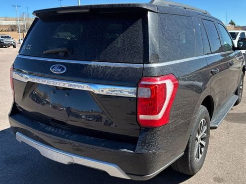 Used 2019 Ford Expedition XLT w/ Equipment Group 202A image 2