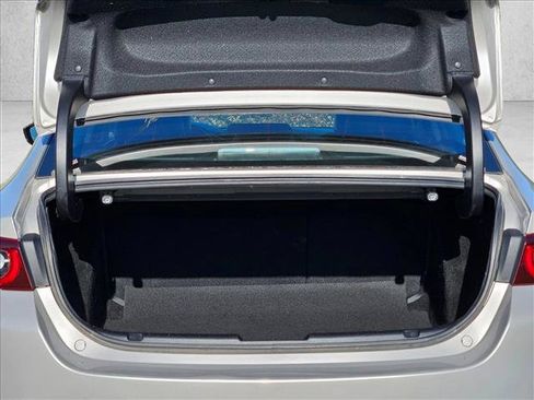Used 2025 MAZDA MAZDA3 s FWD image 6