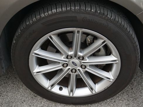 Used 2014 Ford Flex Limited w/ Equipment Group 301A FWD image 14