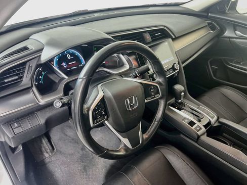 Used 2018 Honda Civic EX-L image 5