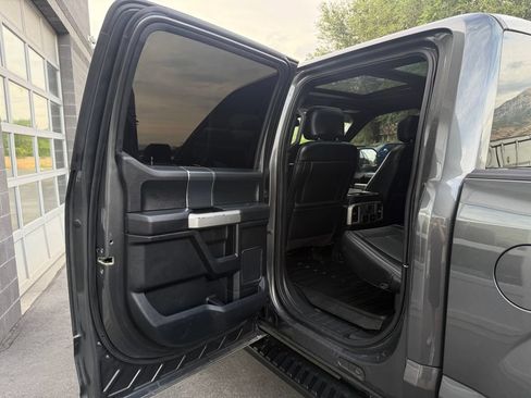 Used 2020 Ford F150 Lariat w/ Equipment Group 502A Luxury AWD/4WD image 32
