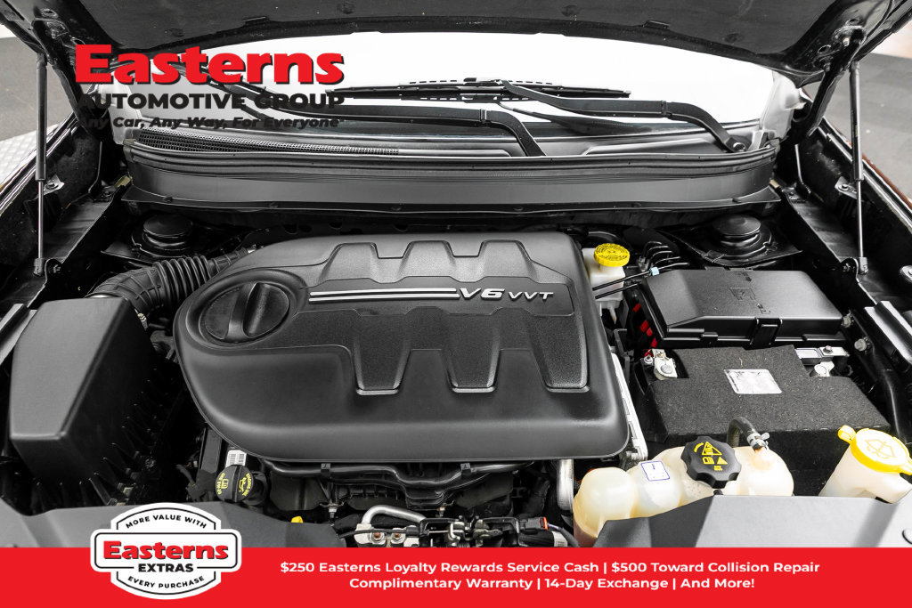 Used 2021 Jeep Cherokee Limited w/ Mopar Interior Package AWD/4WD image 8
