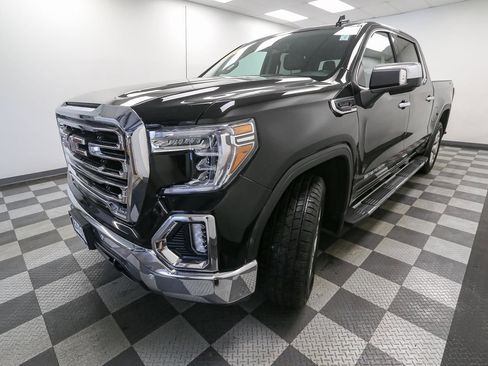 Used 2021 GMC Sierra 1500 SLT w/ SLT Premium Plus Package AWD/4WD image 4