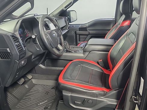 Used 2019 Ford F150 Lariat w/ Equipment Group 502A Luxury AWD/4WD image 17