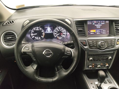 Used 2018 Nissan Pathfinder SL w/ Midnight Edition Package AWD/4WD image 22