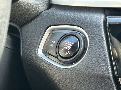 Used 2019 BMW X1 sDrive28i image 23