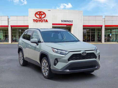 Used 2023 Toyota RAV4 XLE Premium FWD image 2