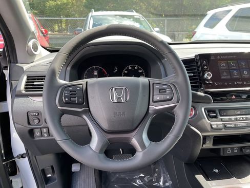 New 2025 Honda Ridgeline RTL image 14