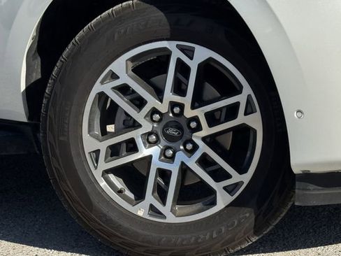 Certified 2025 Ford Expedition Active image 37