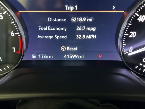 Used 2023 Buick Envision Avenir AWD/4WD image 22