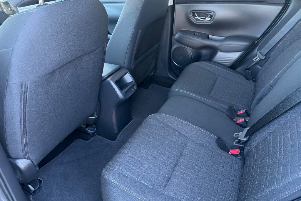Certified 2026 Honda HR-V LX image 15