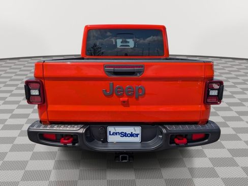 Used 2023 Jeep Gladiator Rubicon w/ LED Lighting Group AWD/4WD image 4