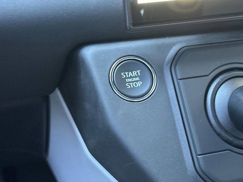 New 2026 Land Rover Defender 110 X-Dynamic SE AWD/4WD image 29