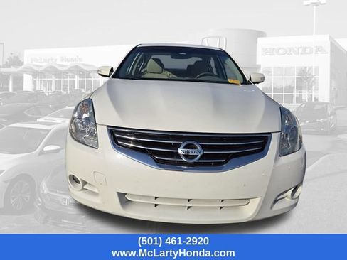 Used 2011 Nissan Altima 2.5 SL w/ Technology Pkg FWD image 7
