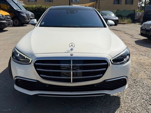 Used 2021 Mercedes-Benz S 580 4MATIC Sedan image 2