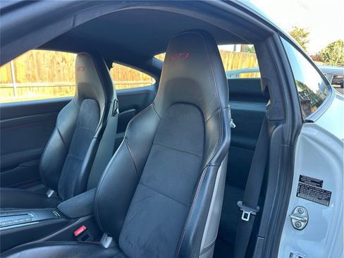 Used 2014 Porsche 911 GT3 w/ Carbon Interior Package RWD image 23