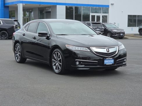 Used 2017 Acura TLX V6 SH-AWD w/ Advance Package image 2