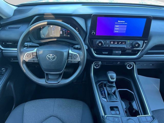 Certified 2026 Toyota Grand Highlander AWD image 15