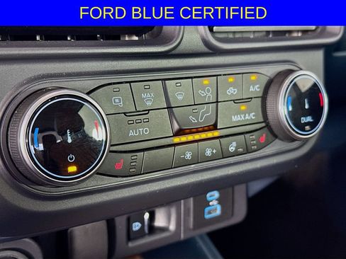 Certified 2024 Ford Maverick Lariat w/ FX4 Off-Road Package AWD/4WD image 19