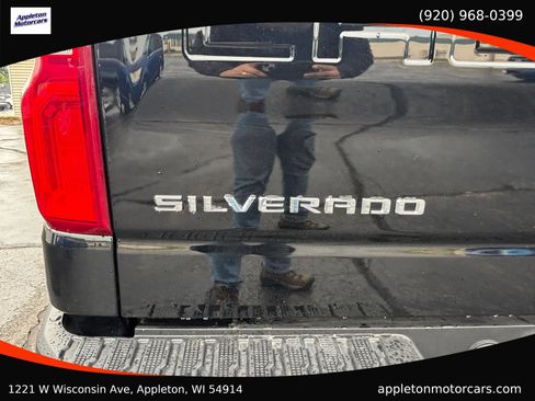 Used 2019 Chevrolet Silverado 1500 High Country w/ High Country Premium Package AWD/4WD image 14