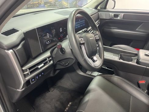 Used 2025 Hyundai Santa Fe SEL image 9