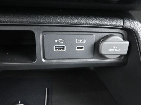 Used 2025 Honda Pilot Touring image 38