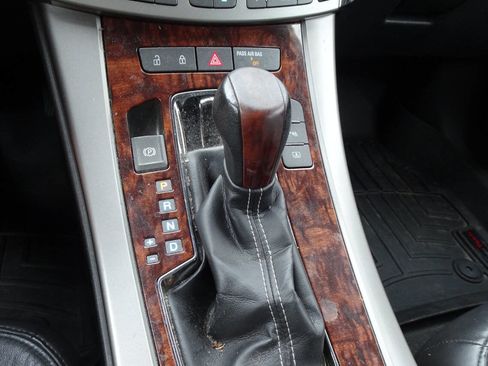 Used 2013 Buick LaCrosse Premium w/ Driver Confidence Package image 23