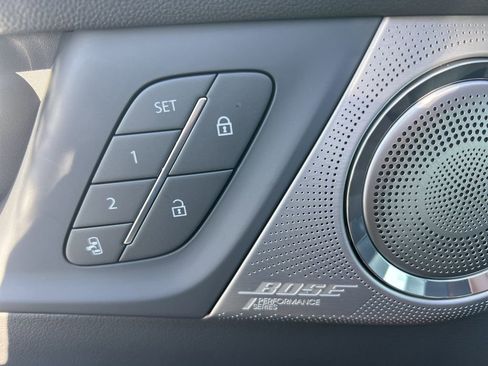 New 2026 Buick Enclave Avenir image 15