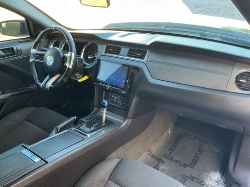 Used 2014 Ford Mustang Coupe RWD image 16