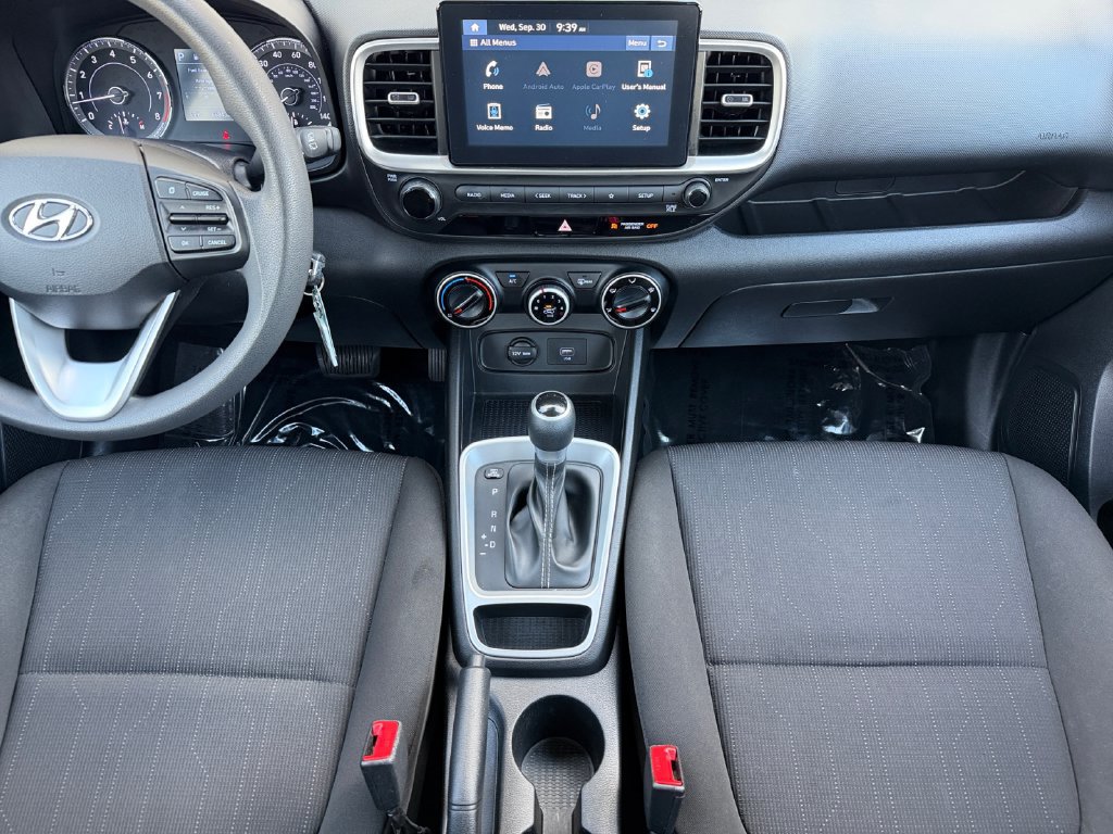 Used 2021 Hyundai Venue SE FWD image 26