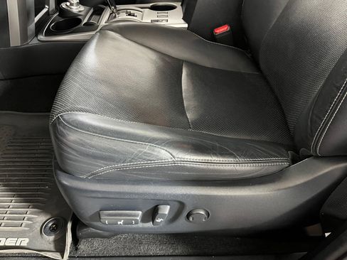 Used 2018 Toyota 4Runner Limited image 11