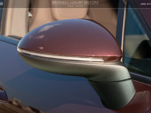 Used 2025 Porsche Macan 4 Electric image 56