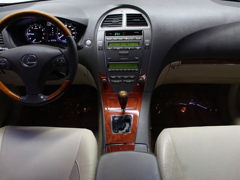 Used 2010 Lexus ES 350 FWD image 8