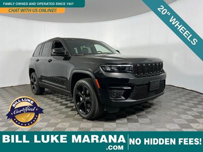 Used 2023 Jeep Grand Cherokee Altitude