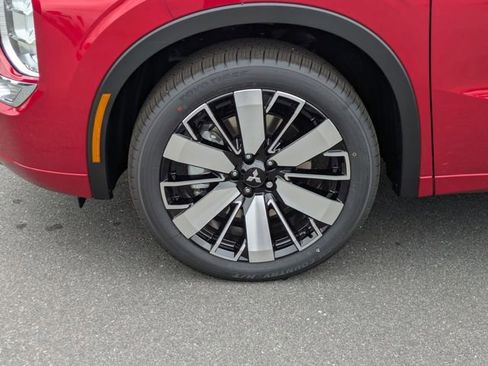 New 2025 Mitsubishi Outlander SEL image 10