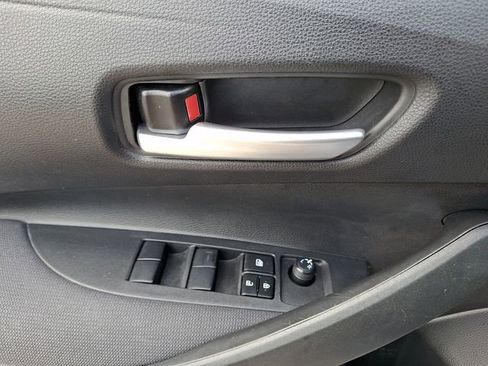Used 2021 Toyota Corolla LE w/ Carpet Mat Package (TMS) FWD image 13