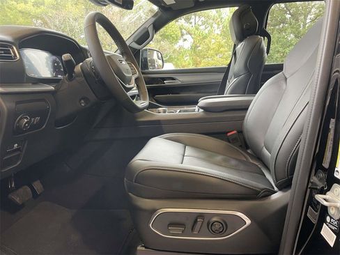 New 2025 Jeep Wagoneer Series II w/ Premium Group I image 23