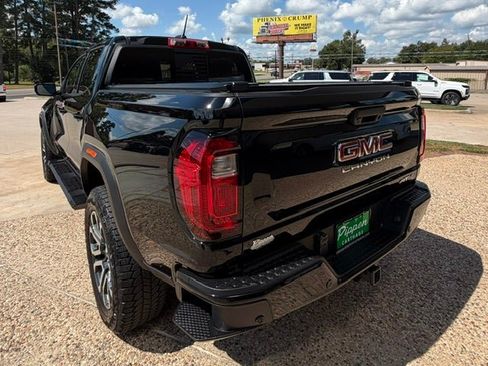Used 2024 GMC Canyon AT4 w/ AT4 Premium Package AWD/4WD image 6