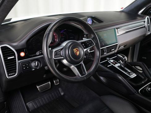 Used 2021 Porsche Cayenne GTS image 41