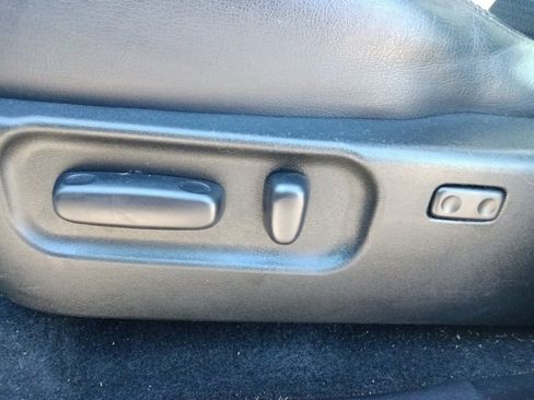 Used 2022 Toyota Tacoma TRD Off-Road image 15