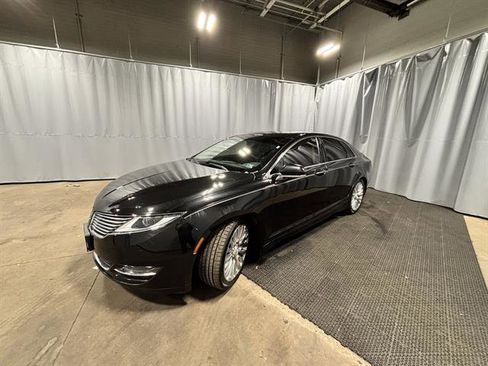 Used 2015 Lincoln MKZ w/ Equipment Group 102A Reserve image 3