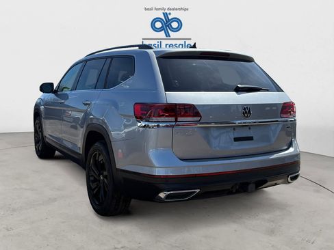 Used 2022 Volkswagen Atlas SE AWD/4WD image 3