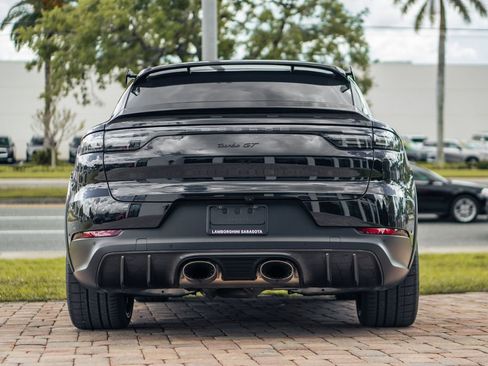 Used 2023 Porsche Cayenne Turbo GT image 4