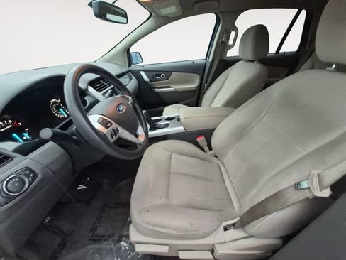 Used 2014 Ford Edge SE w/ Equipment Group 101A FWD image 9